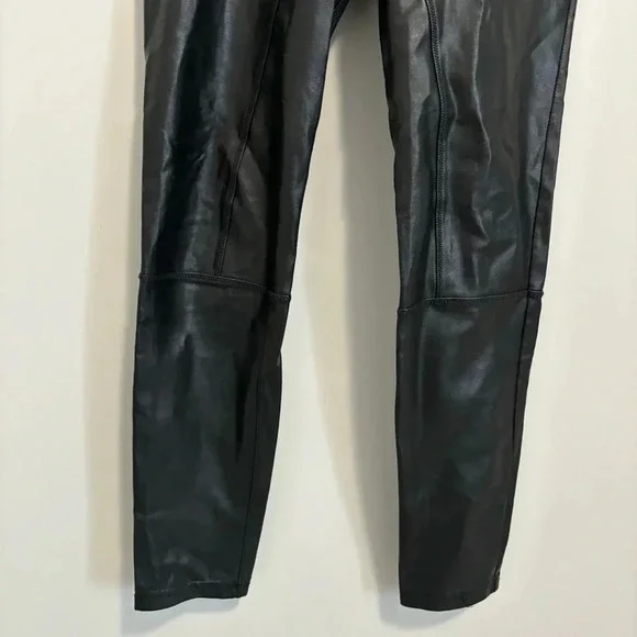 Aritzia Wilfred Free Rebelle Black Vegan Faux Leather  Pants Leggings XS - Picture 10 of 14